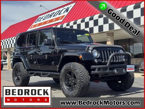 Used 2015 Jeep Wrangler Unlimited Sahara AWD/4WD image 1