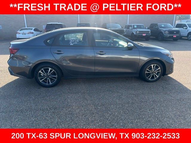 Used 2024 Kia Forte LXS FWD image 14