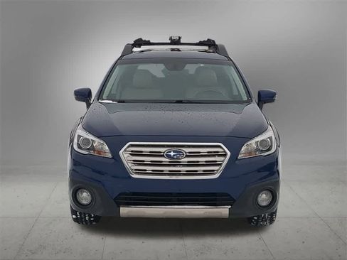 Used 2017 Subaru Outback 2.5i Limited image 9
