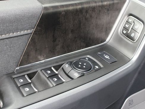 Used 2023 Ford F250 Lariat w/ Lariat Ultimate Package image 72