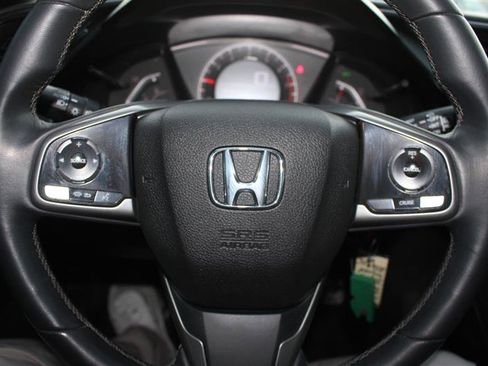 Used 2018 Honda Civic Sport image 16
