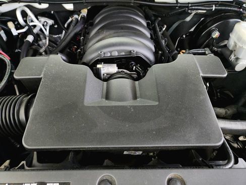 Used 2019 Chevrolet Suburban Premier AWD/4WD image 43