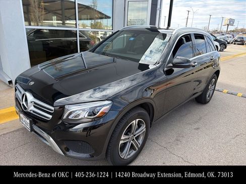 Used 2017 Mercedes-Benz GLC 300 image 1
