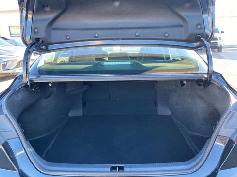 Used 2025 Toyota Camry LE image 31