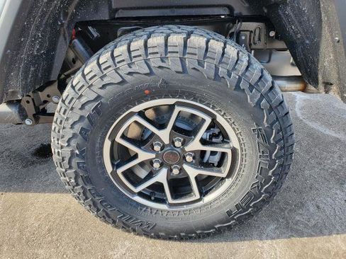 New 2026 Jeep Gladiator Rubicon image 24