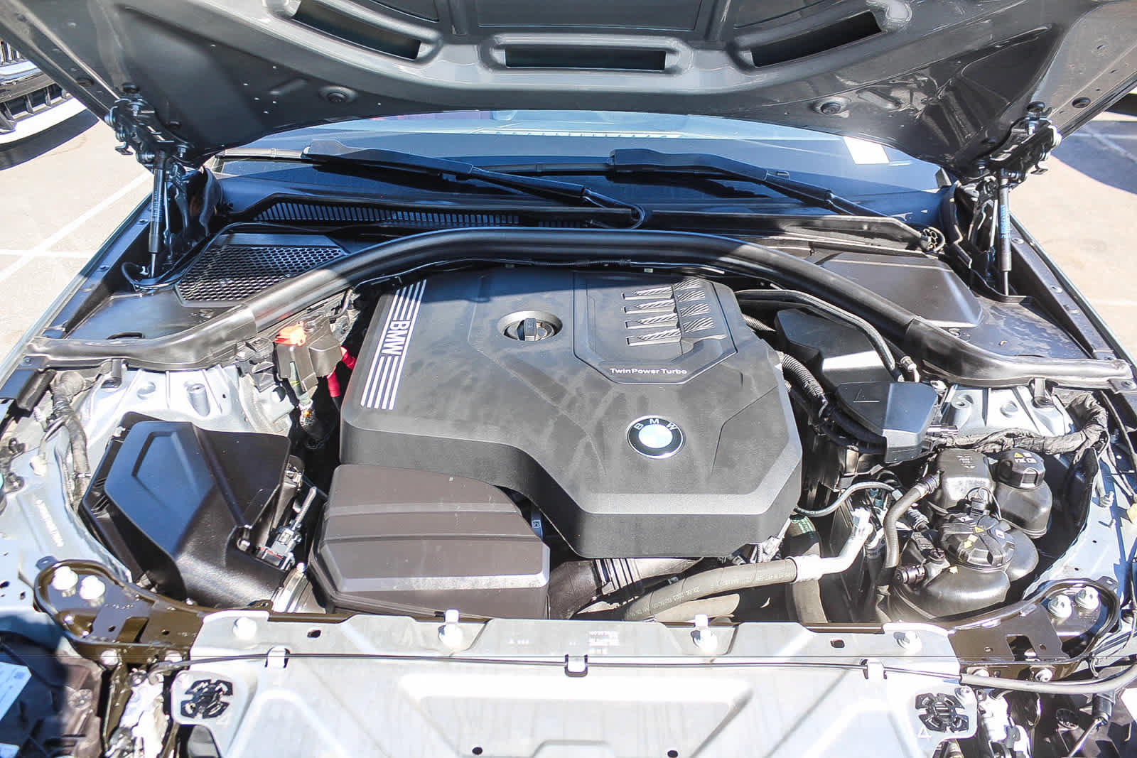 Used 2024 BMW 330i Sedan w/ Convenience Package RWD image 27