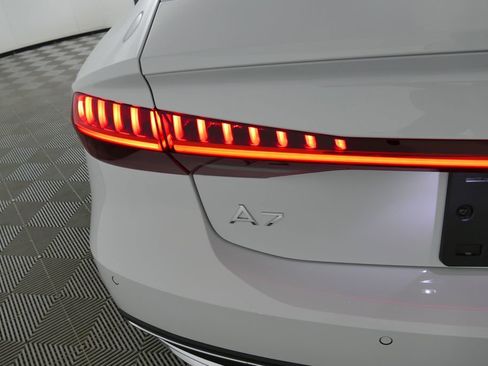 Used 2024 Audi A7 Prestige image 2