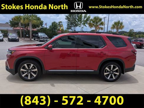 Certified 2025 Honda Pilot Touring image 12