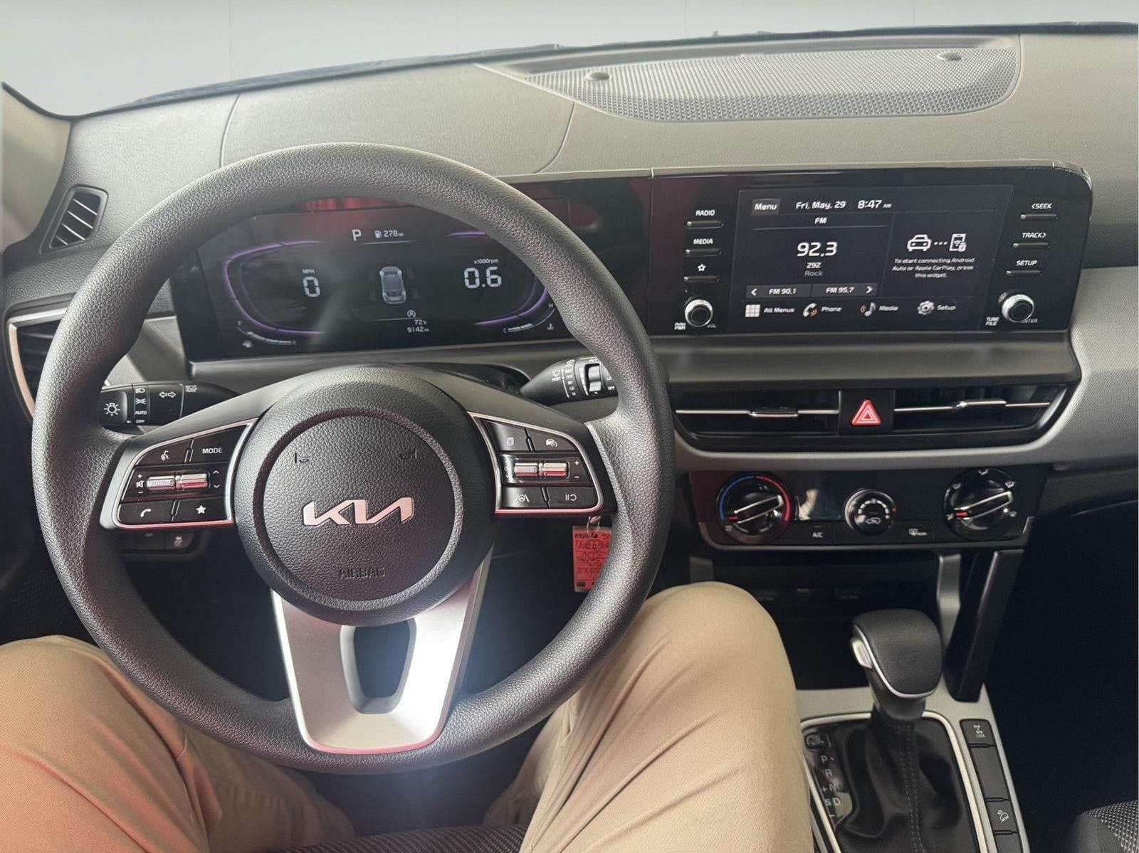Used 2026 Kia Seltos LX AWD/4WD image 19