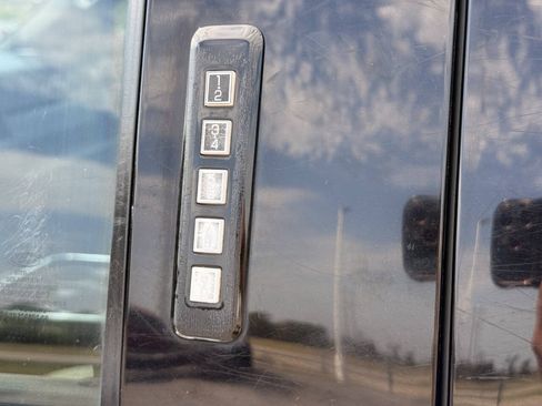 Used 2021 Ford F350 XLT w/ XLT Premium Package AWD/4WD image 21