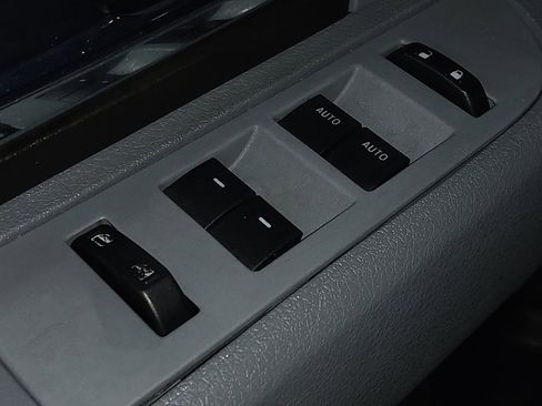 Used 2014 Ford F150 XLT w/ Equipment Group 302A Luxury image 27