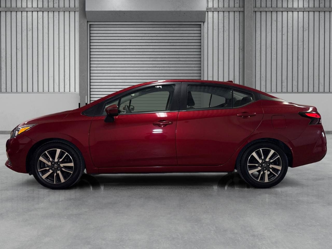 Used 2021 Nissan Versa SV FWD image 29
