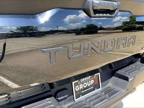 Used 2024 Toyota Tundra SR5 w/ SR5 Premium Package RWD image 32