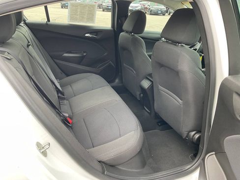 Used 2016 Chevrolet Cruze LT FWD image 35