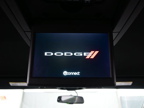 Used 2017 Dodge Grand Caravan GT FWD image 18