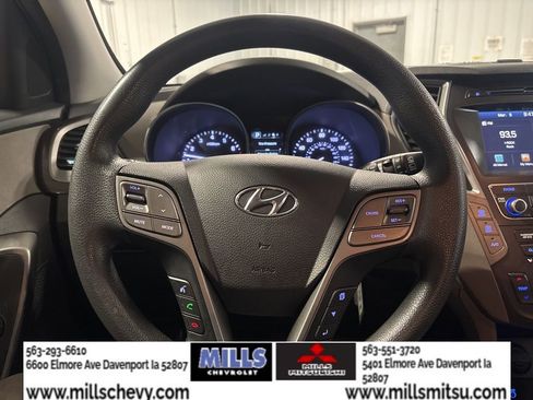 Used 2019 Hyundai Santa Fe XL SE image 27