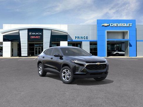 New 2026 Chevrolet Trax LS image 1