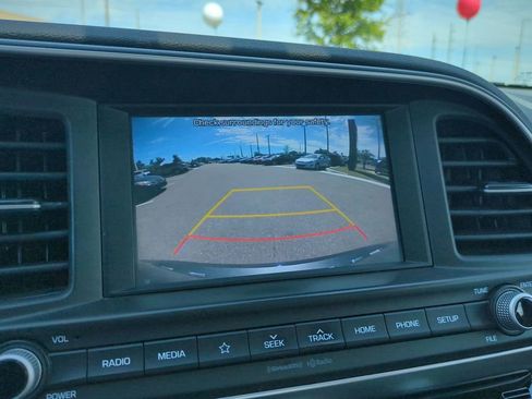 Used 2020 Hyundai Elantra Value Edition FWD image 23