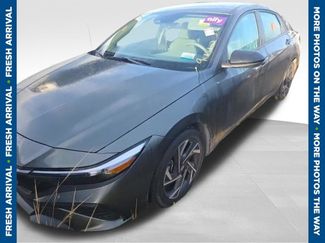 Used 2025 Hyundai Elantra Sport FWD video 1