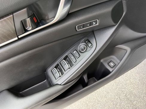 Used 2021 Honda Accord EX-L image 33