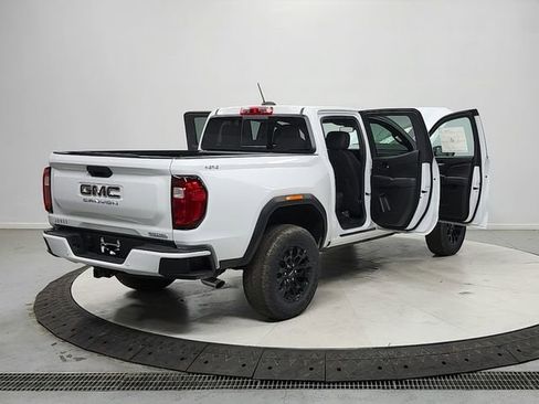 New 2026 GMC Canyon Elevation w/ Convenience Package AWD/4WD image 15