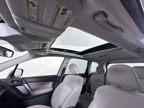 Used 2018 Subaru Forester 2.5i Premium image 21