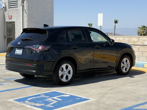 Used 2024 Honda HR-V LX image 11