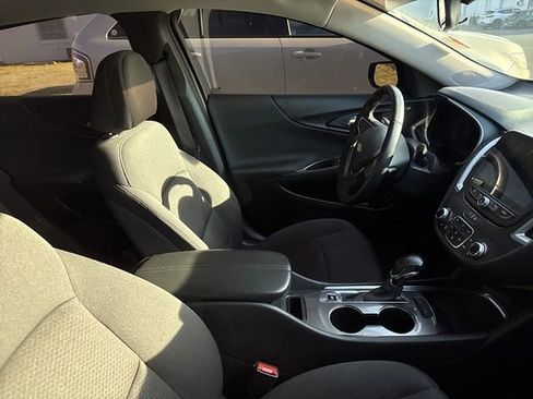 Used 2023 Chevrolet Malibu LT w/ Midnight Edition image 8