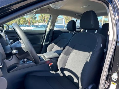 New 2025 Nissan Sentra S w/ Lighting Package image 14