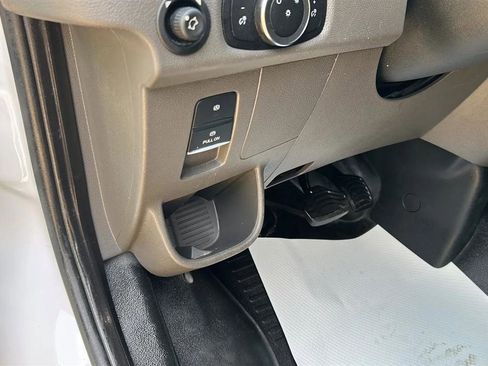 Used 2024 Ford Transit 250 148 High Roof RWD image 38