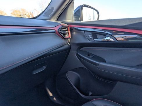 Used 2024 Chevrolet TrailBlazer RS w/ Convenience Package image 27