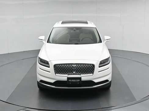Used 2023 Lincoln Nautilus Reserve w/ Luxury Package AWD/4WD image 39