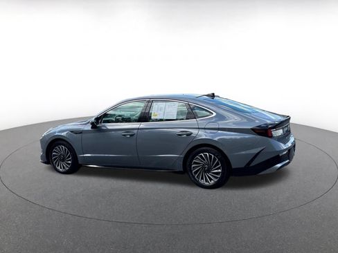 Used 2025 Hyundai Sonata SEL FWD image 16