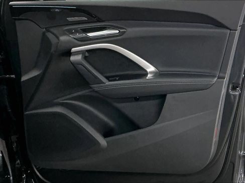 Used 2025 Audi Q5 Premium Plus w/ Premium Plus image 26