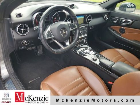 Used 2017 Mercedes-Benz SLC 300 image 7