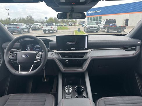 New 2026 Ford Explorer ST-Line AWD/4WD image 2