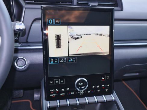 New 2026 GMC Terrain AT4 w/ Convenience Package III image 17