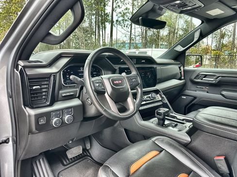 Certified 2024 GMC Sierra 1500 AT4 w/ Technology Package image 10