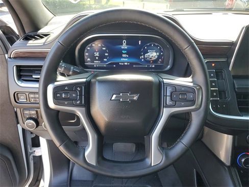 Used 2023 Chevrolet Tahoe Z71 w/ Luxury Package image 18