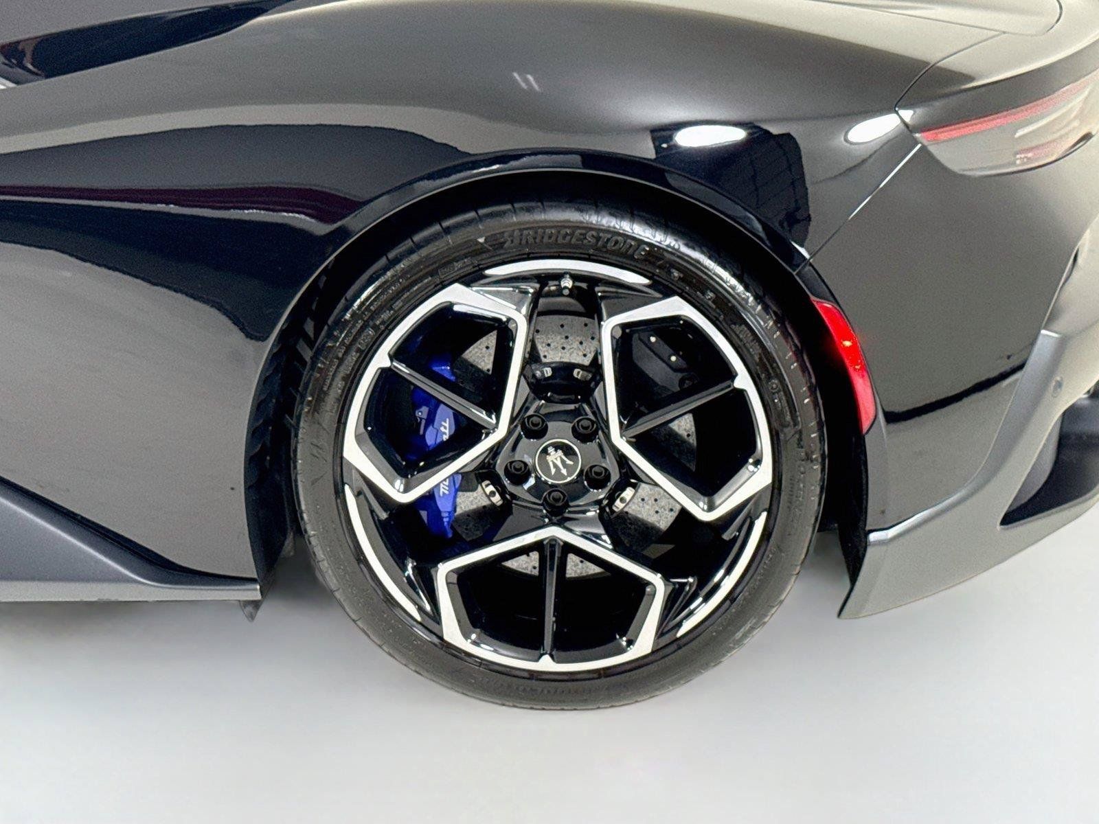 Used 2022 Maserati MC20 Coupe RWD image 39