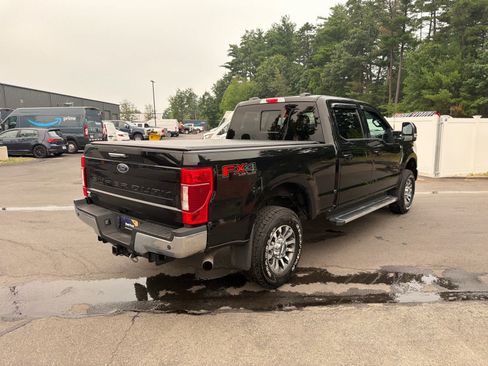Used 2022 Ford F250 Lariat w/ Lariat Value Package AWD/4WD image 5