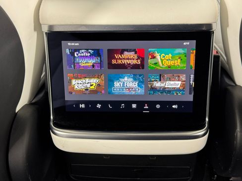 Used 2022 Tesla Model X Plaid image 35