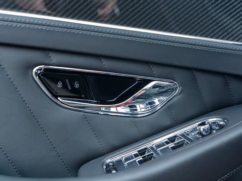 Used 2024 Bentley Continental GT AWD/4WD image 28