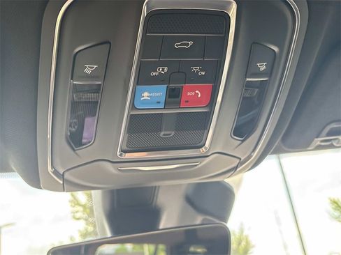 New 2025 Jeep Grand Cherokee L Limited w/ Black Appearance Package image 33