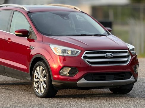 Used 2017 Ford Escape Titanium w/ Equipment Group 301A AWD/4WD image 15