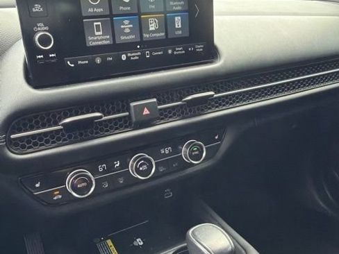 Used 2024 Honda HR-V EX-L image 2