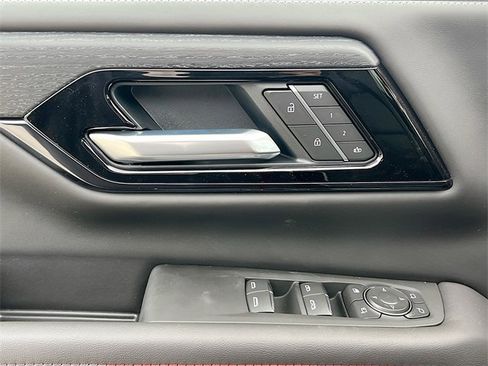 New 2026 GMC Yukon AT4 Ultimate image 13