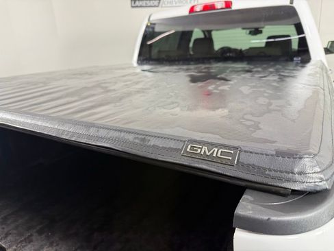 Used 2018 GMC Sierra 1500 SLT AWD/4WD image 11