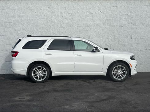 Used 2024 Dodge Durango GT image 5