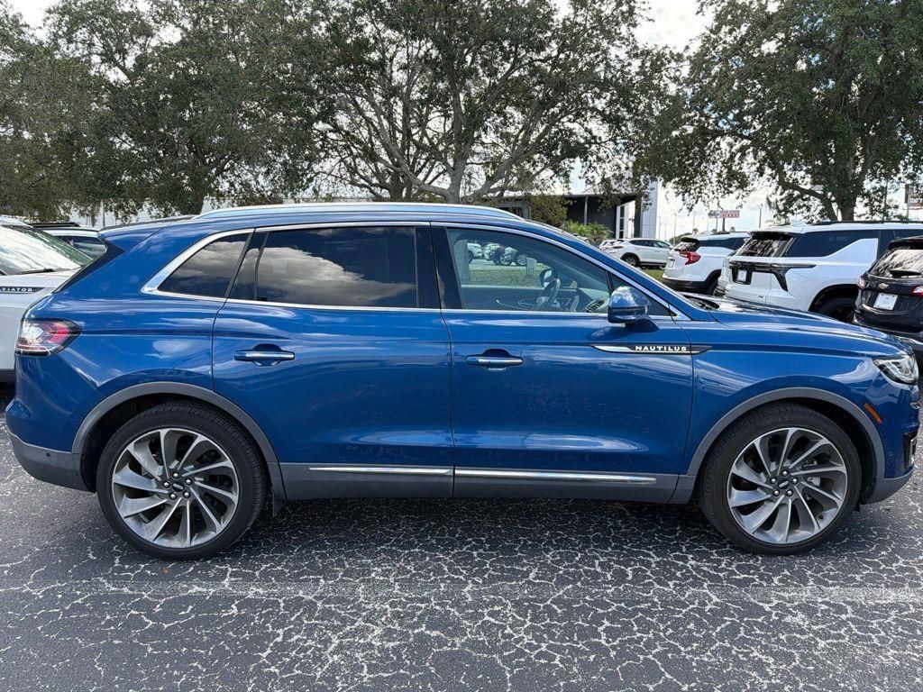 Used 2020 Lincoln Nautilus Reserve w/ Equipment Group 201A FWD image 2